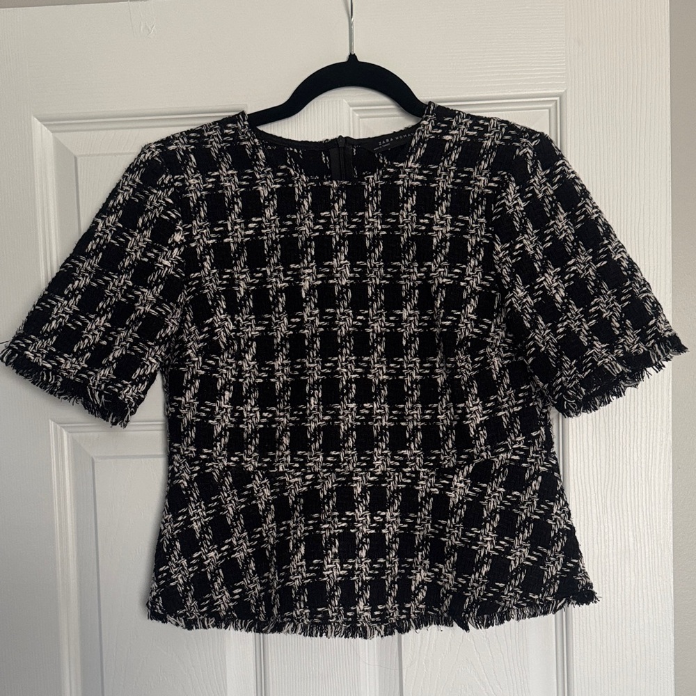 ZARA WOMAN SIZE SMALL Black & White Tweed Short Sleeve PEPLUM Top
